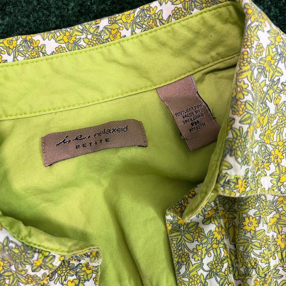 I.e. relaxed Lime Green Floral Shirt